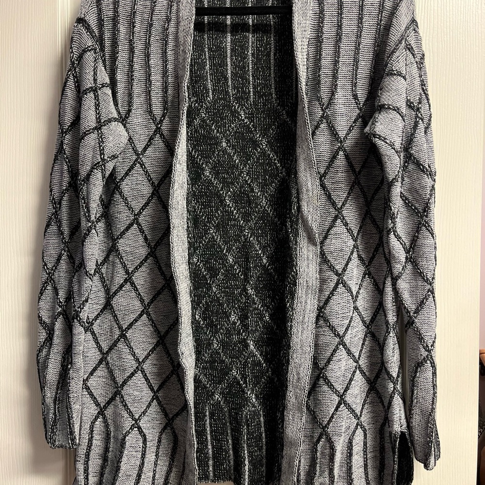 Belldini Gray and Black Open-Front Cardigan